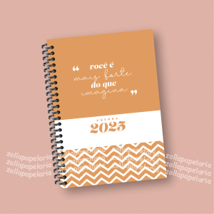 Agenda Essência Miolo Off Set 75g 15x21cm Impressão Colorida Capa Dura Laminada Fechamento em Espiral 1 Dia por Página: 410 páginas | 2 Dias por Página: 230 páginas